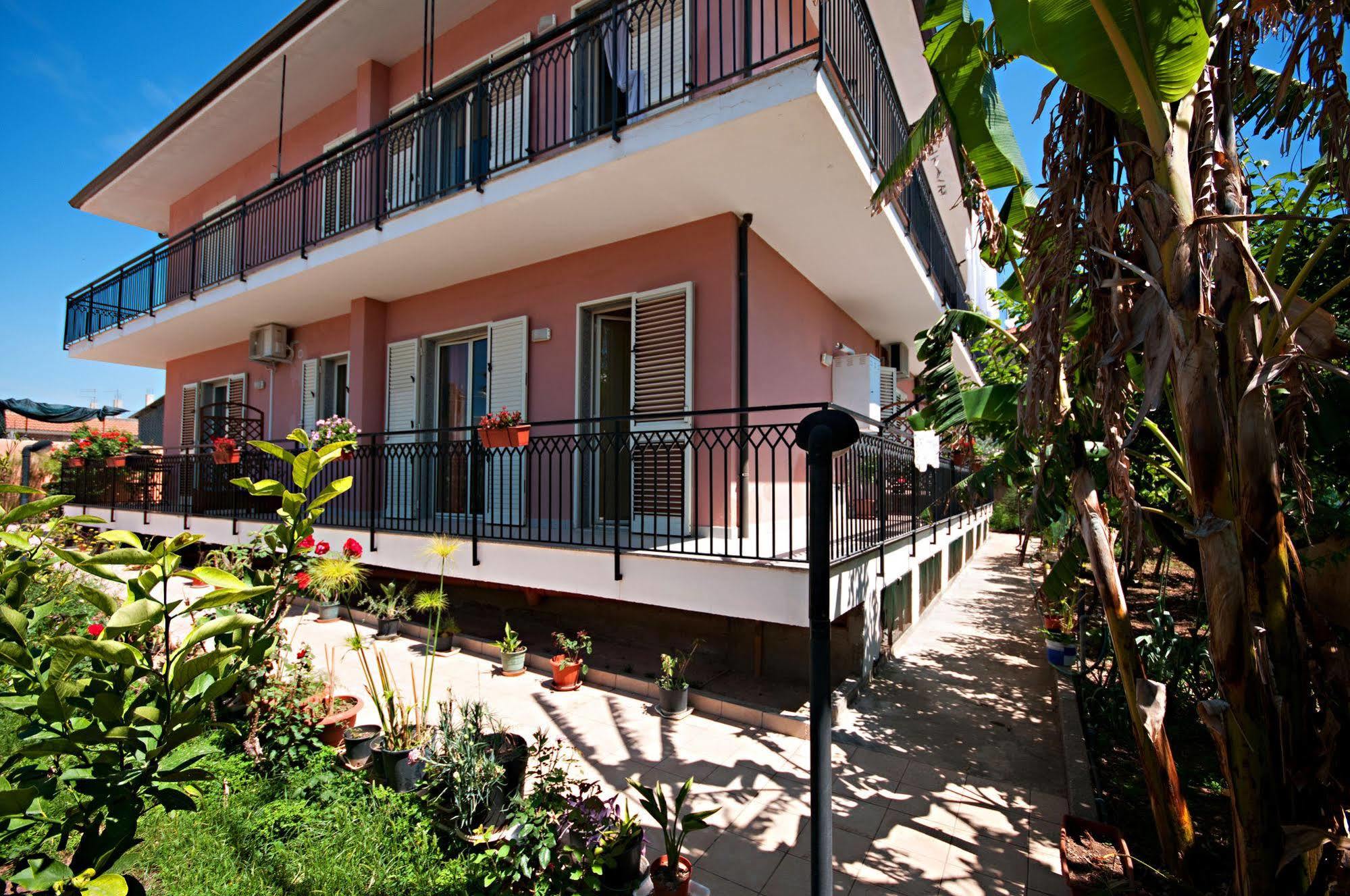 Bed and Breakfast Kosmos Syrakus Exterior foto